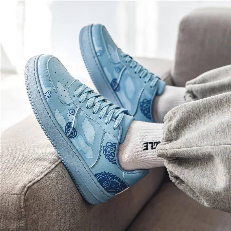 HKDQ Fashion Print Blue Men's Skateboard Shoes Leather Breathable Man